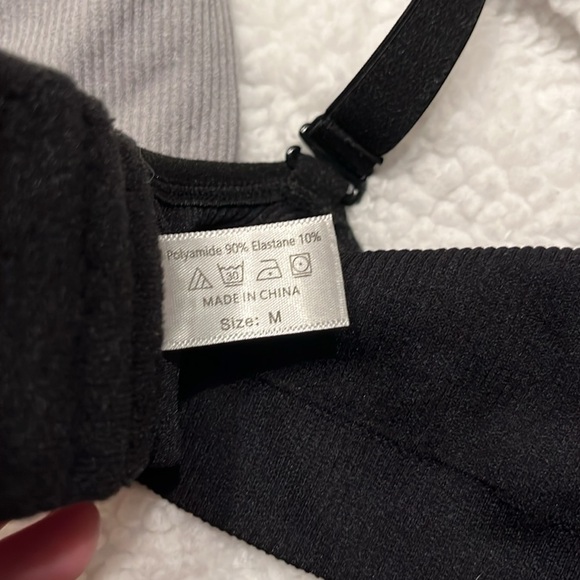 5 pack of nursing bras - fit like a small - Picture 6 of 6